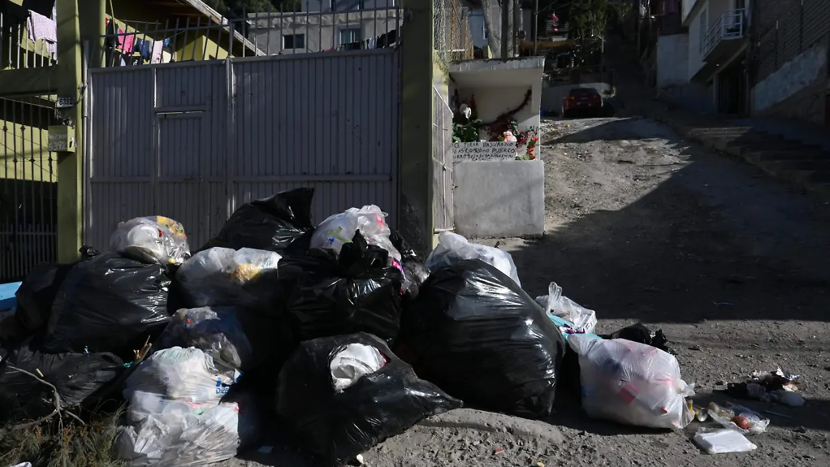 52-cl- basura en tecate-1